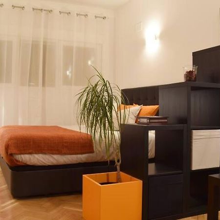 Estudio Acogedor Y Luminoso Apartment Madrid Bagian luar foto
