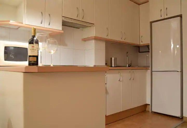 Estudio Acogedor Y Luminoso Apartment Madrid Bagian luar foto