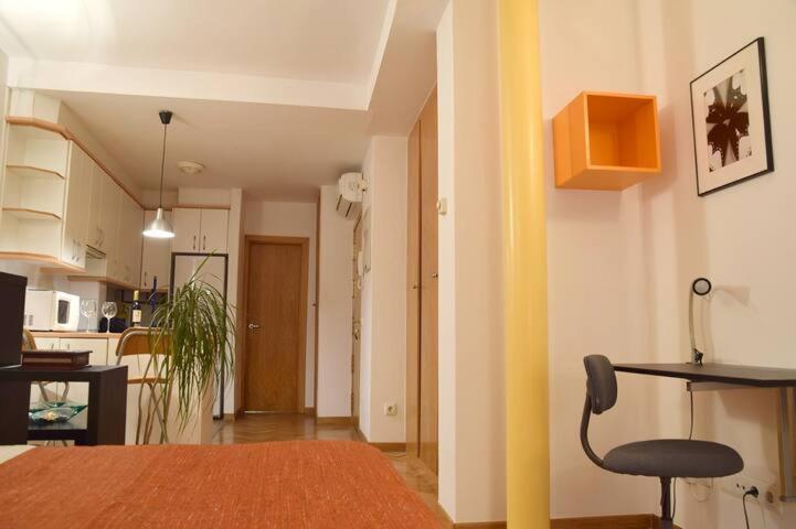 Estudio Acogedor Y Luminoso Apartment Madrid Bagian luar foto